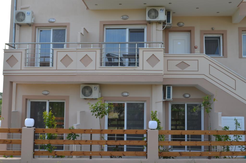 Thassos Grand Villas Apartments & Studios Limenária Eksteriør bilde