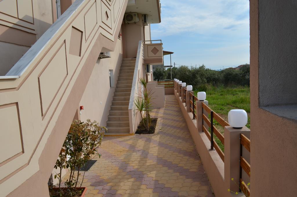 Thassos Grand Villas Apartments & Studios Limenária Eksteriør bilde
