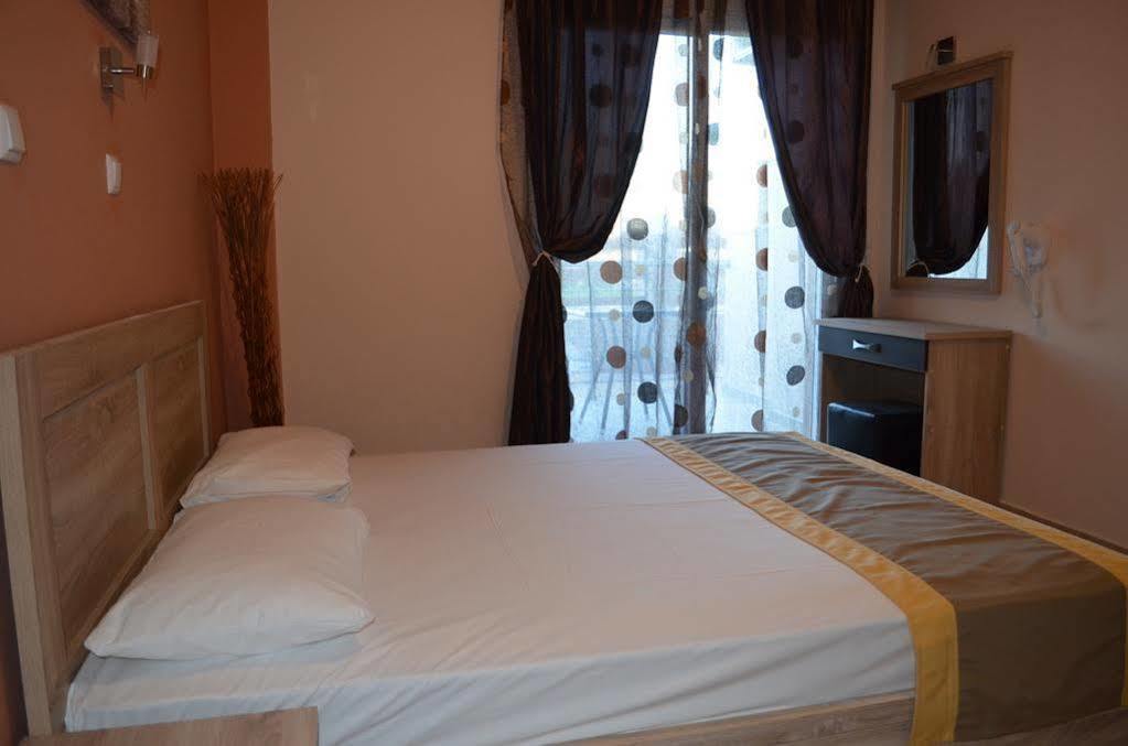 Thassos Grand Villas Apartments & Studios Limenária Eksteriør bilde