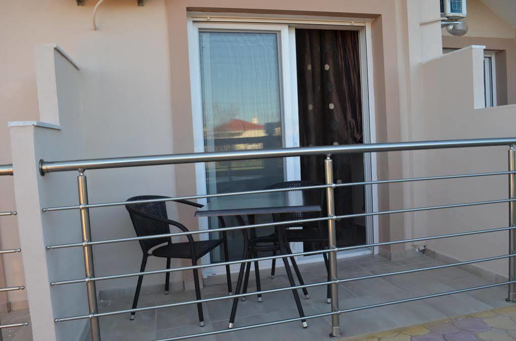 Thassos Grand Villas Apartments & Studios Limenária Eksteriør bilde